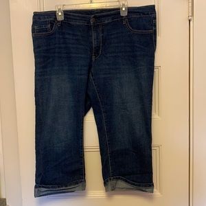 Old Navy size 18 cropped jeans